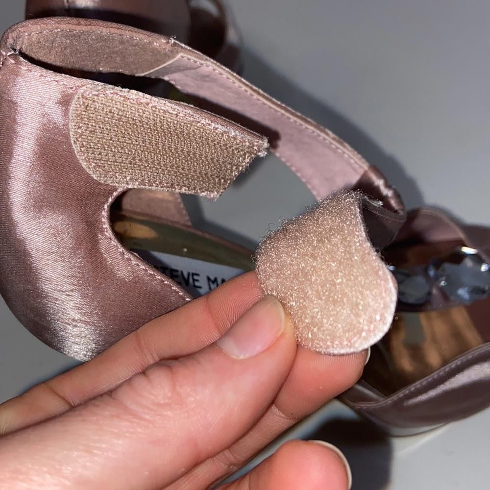 Steve Madden Steve Madden l Satin Platform Heels W/ Gemstones 8 Size US 8 / IT 38 - 6 Thumbnail
