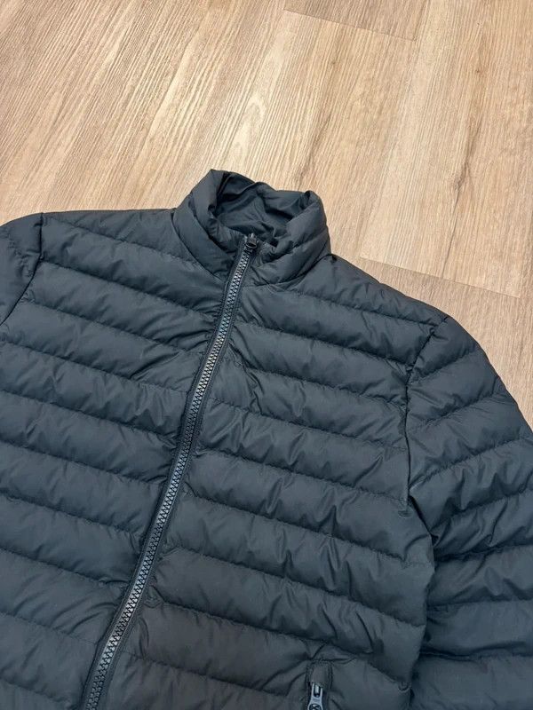 Peak Performance Peak Performance Troop Down Jacket Reversible size S Size US S / EU 44-46 / 1 - 6 Thumbnail