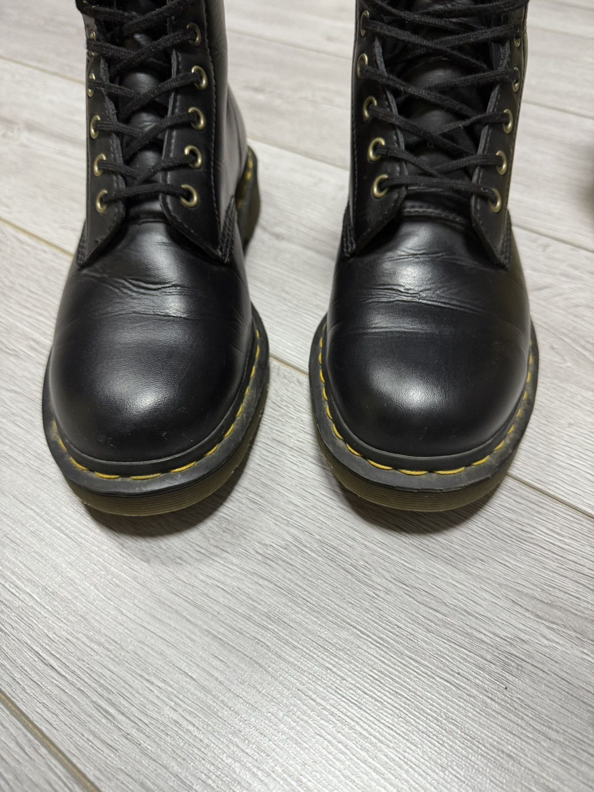 Dr. Martens Dr martens leather boots Size US 10 / EU 43 - 6 Thumbnail