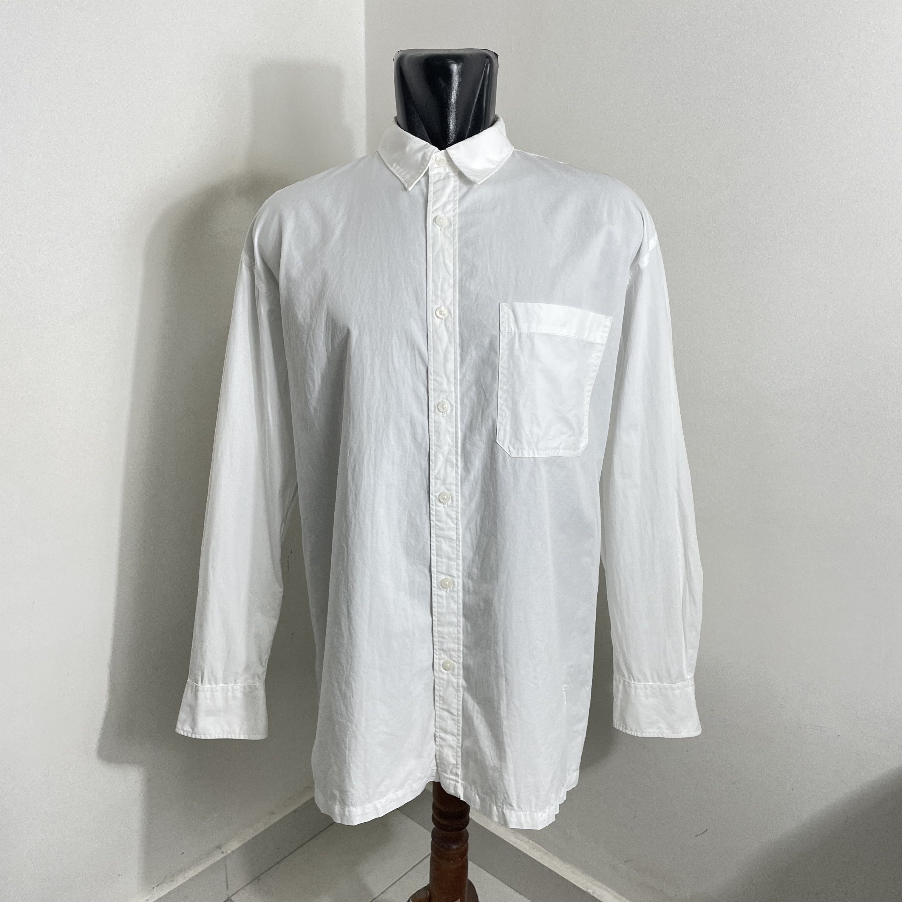 JW Anderson × Japanese Brand × Uniqlo ⭐️SALE⭐️ [XL] JW ANDERSON UNIQLO SHIRT Size US XL / EU 56 / 4 - 1 Thumbnail