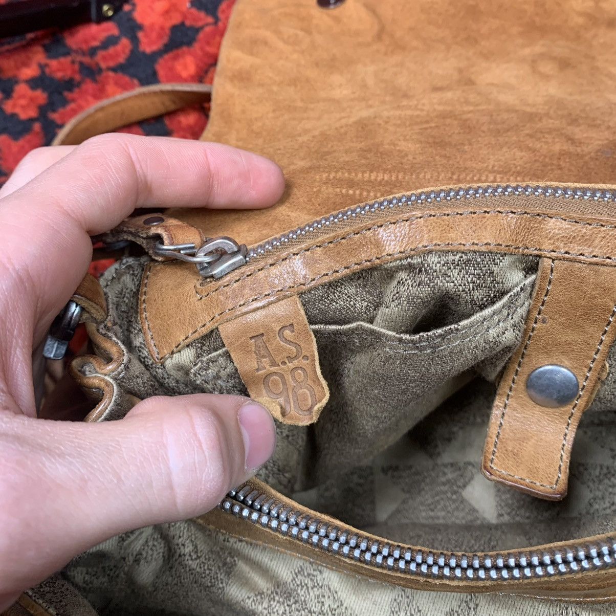 A.S.98 High Fashion Vintage A.S.98 Leather Multi-Strap Shoulder Bag Size ONE SIZE - 17 Thumbnail