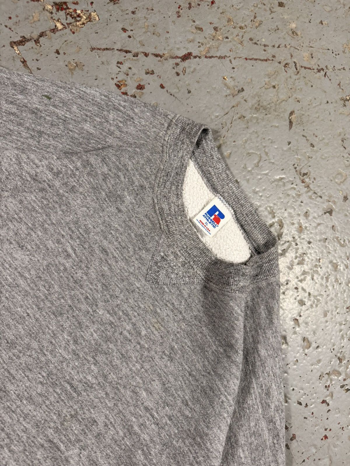 Russell Athletic Vintage Russell Athletics Blank Crewneck Grey Size US XL / EU 56 / 4 - 2 Thumbnail