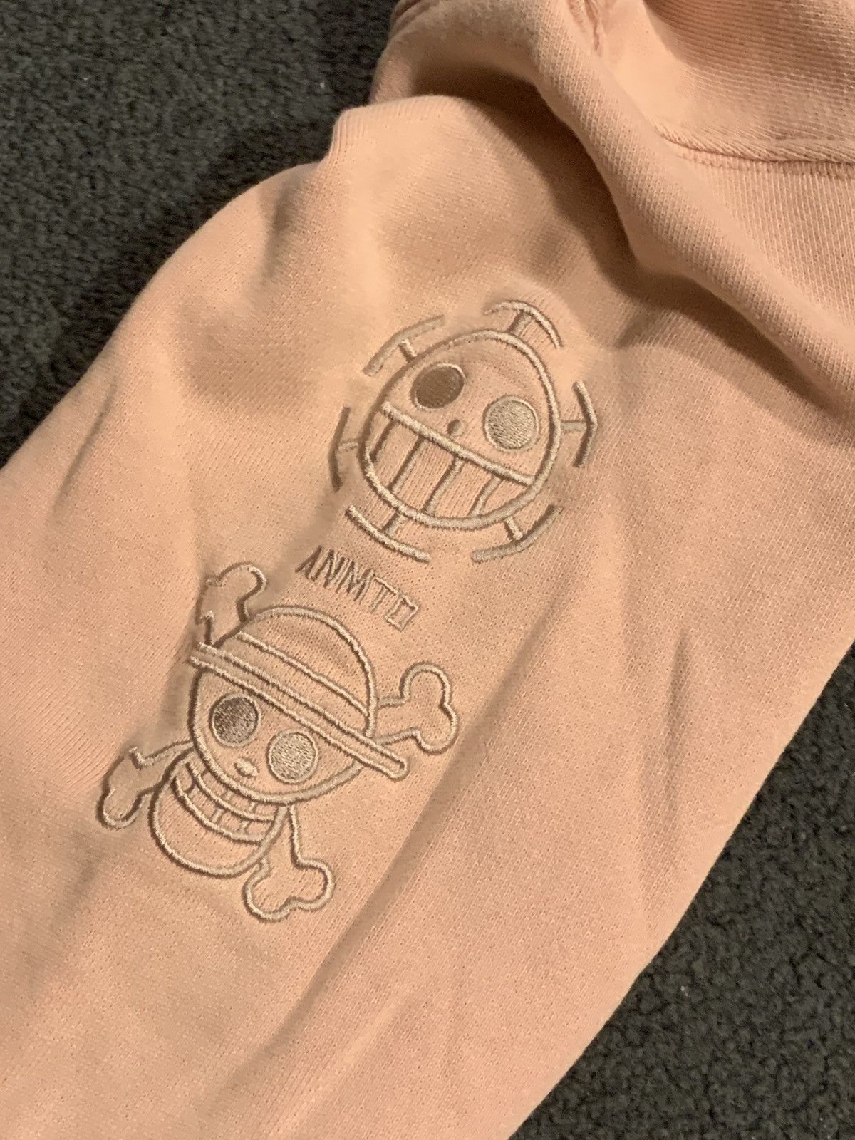 Other ANIMATO X ONE PIECE DRESROSA ARC HOODIE Size US S / EU 44-46 / 1 - 5 Thumbnail