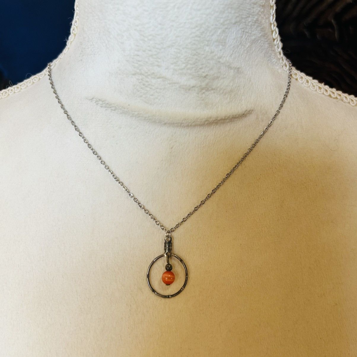 Handmade Handcrafted vintage peach cat eye glass medallion necklace Size ONE SIZE - 2 Thumbnail