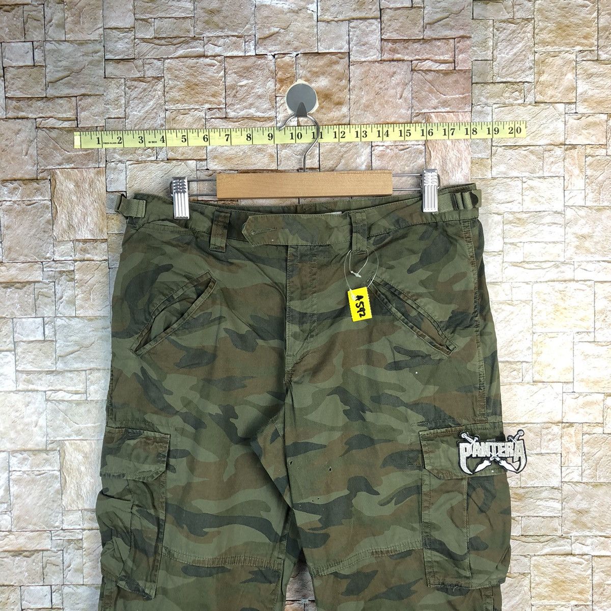 LOWRYS FARM Lowrys Farm Pantera Camo Green Cargo Multipocket Pants #A592 Size US 31 - 4 Thumbnail