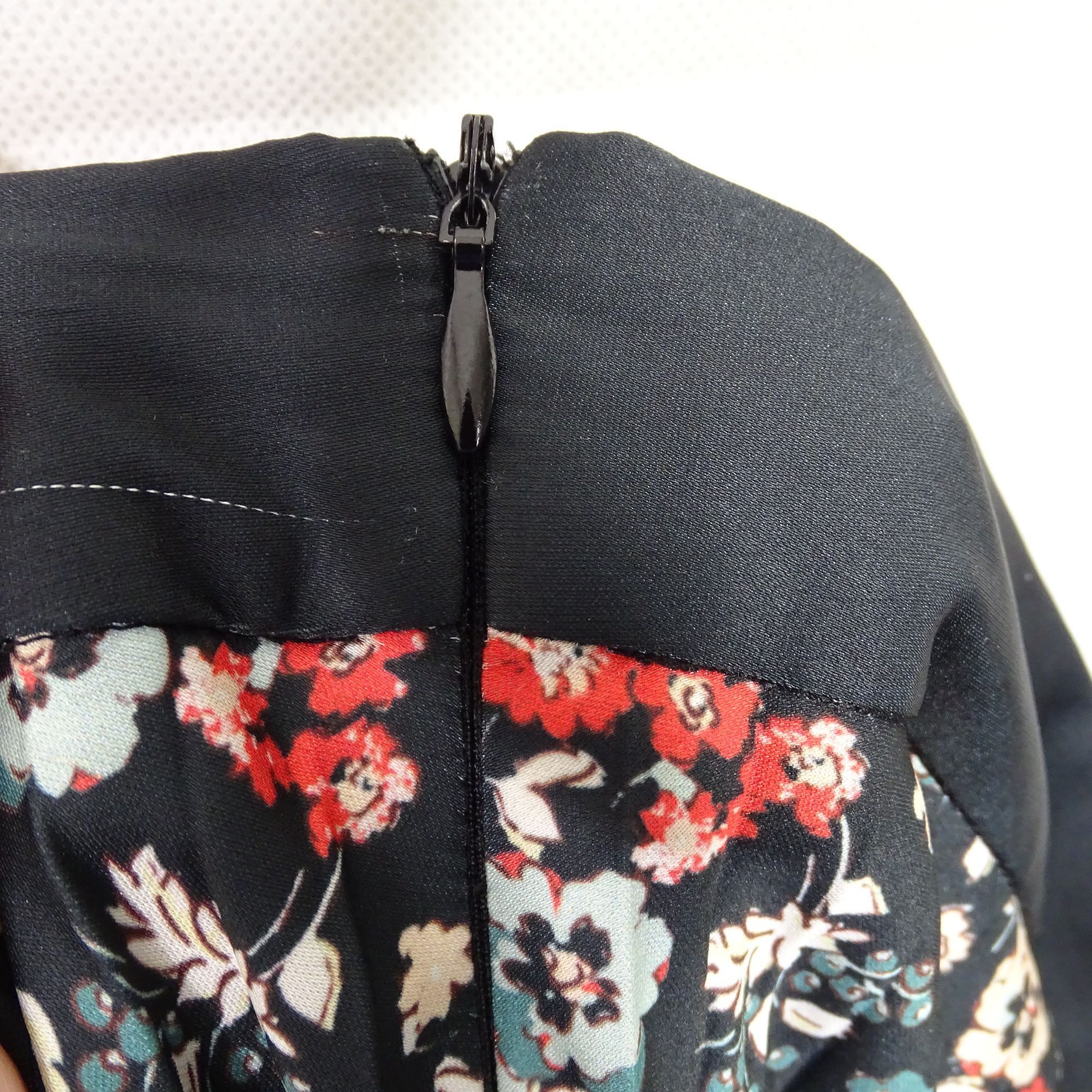 Vintage Vtg Carlucci Floral Pleated Skirt Women Size EUR 38 US 6 Size 28" / US 6 / IT 42 - 4 Thumbnail