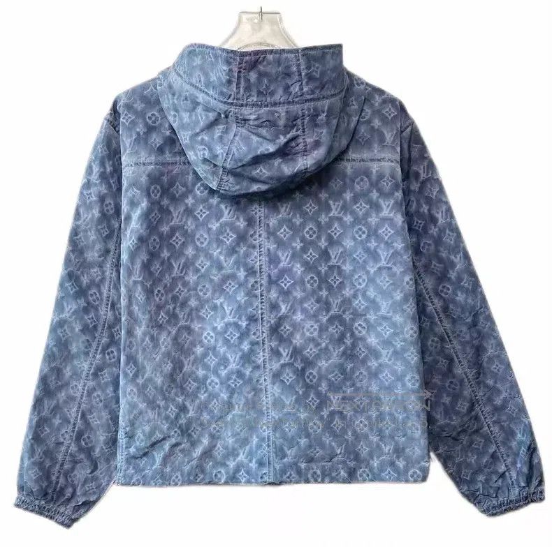 Louis Vuitton Louis Vuitton Blue logo, full print, hooded, drawstring zi Size XS / US 0-2 / IT 36-38 - 2 Thumbnail