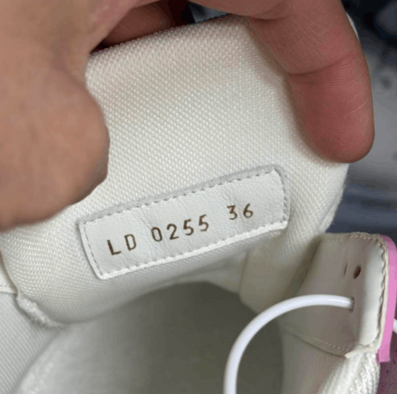 Louis Vuitton Louis Vuitton Low-Top Sneakers Size US 6 / IT 36 - 5 Thumbnail