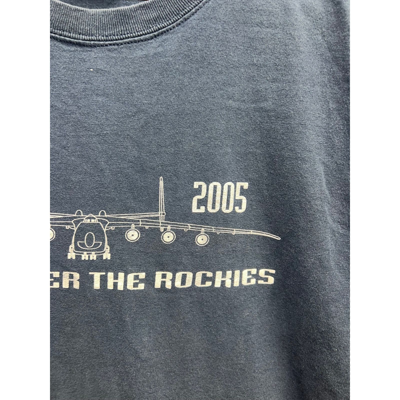 Gildan Vintage Wings Over The Rockies Shirt PCIC Pilot Jet tee XL Size US XL / EU 56 / 4 - 4 Thumbnail