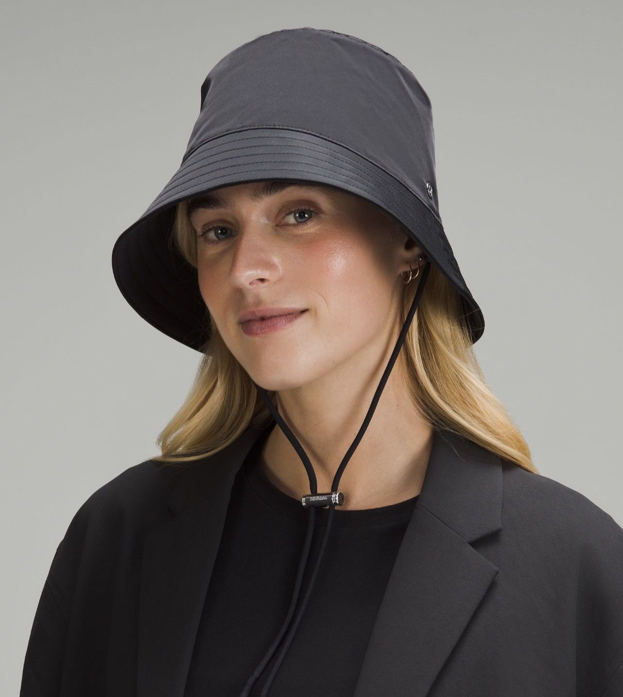 Lululemon Lululemon nylon Black Bucket Hat size S/M, M/L and L/XL avai Size ONE SIZE - 1 Thumbnail