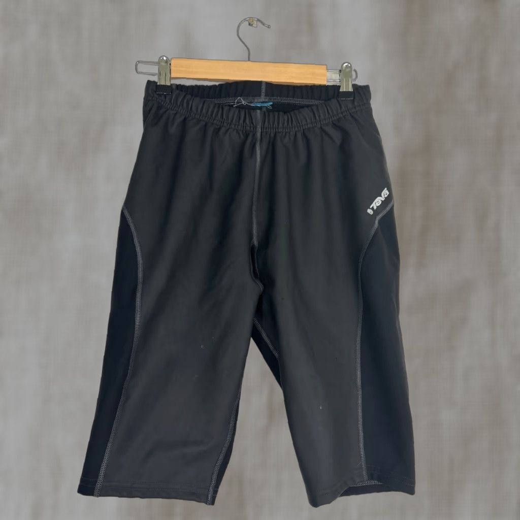 Teva Teva Bermuda Shorts Mens Small Black Polyester 28x10 Drawstring Shirt? Size US 29 - 1 Thumbnail
