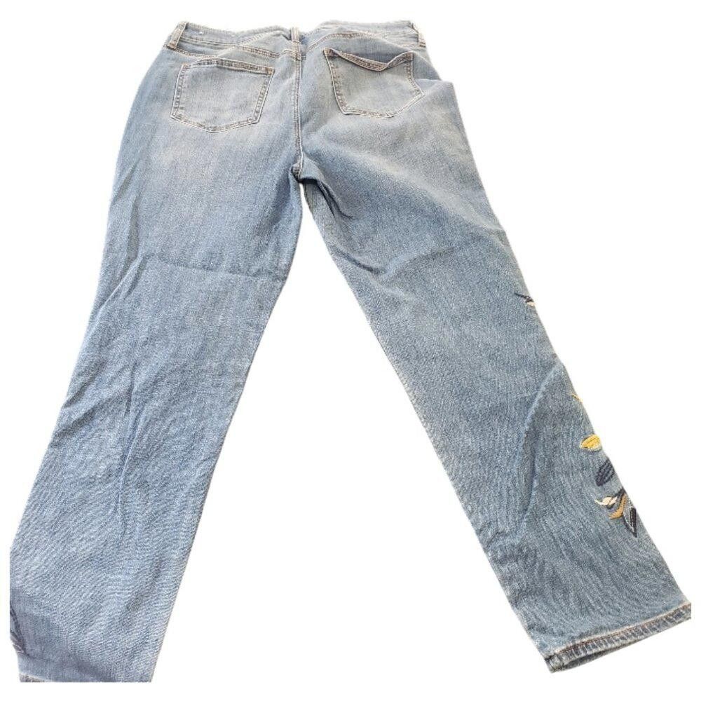 Chicos CT1498 Chico's So Slimming Girlfriend Slim Leg Ankle Jean Size 32" / US 10 / IT 46 - 5 Thumbnail