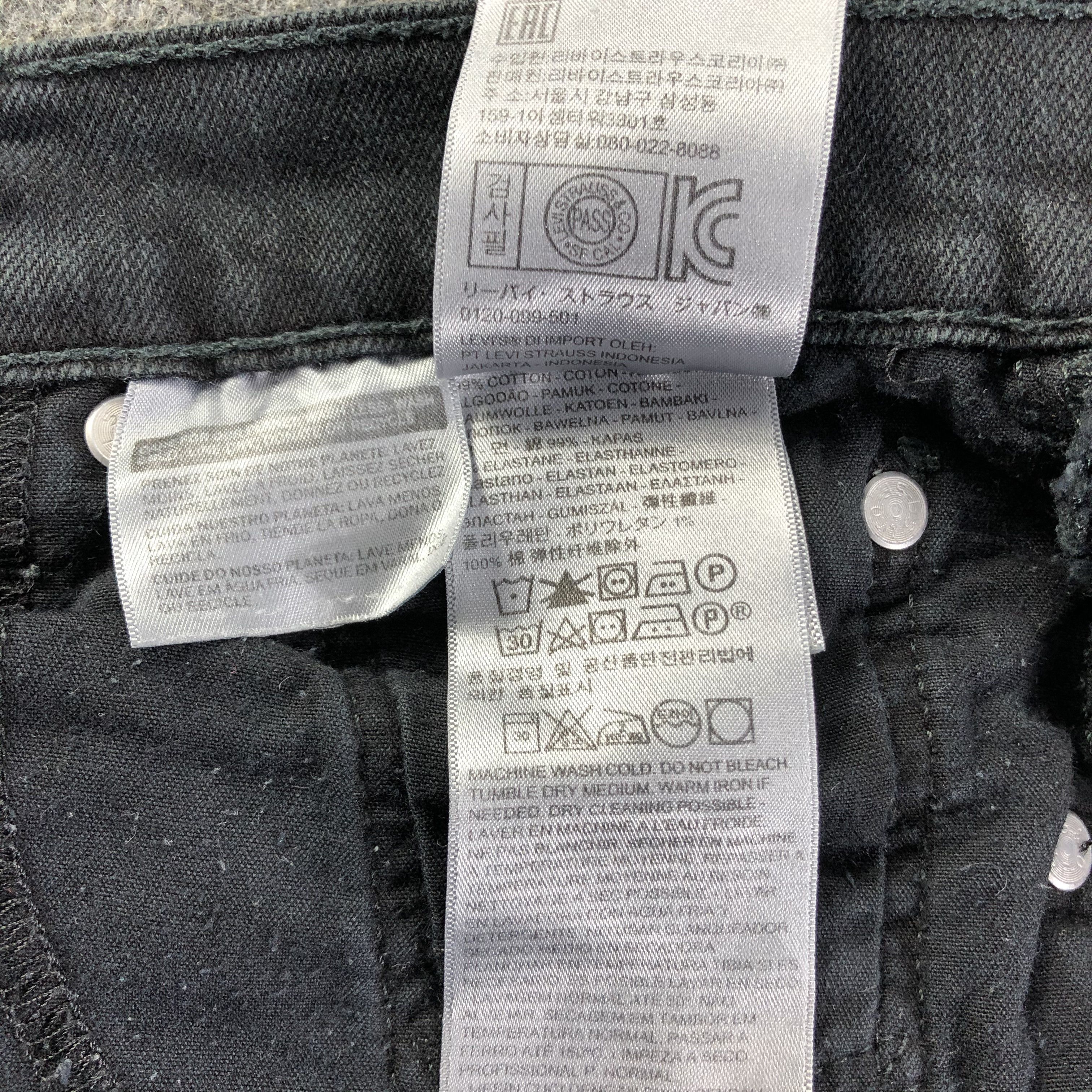 Levi's Vintage Faded Black Levis Jeans-J3096 Size US 33 - 11 Thumbnail