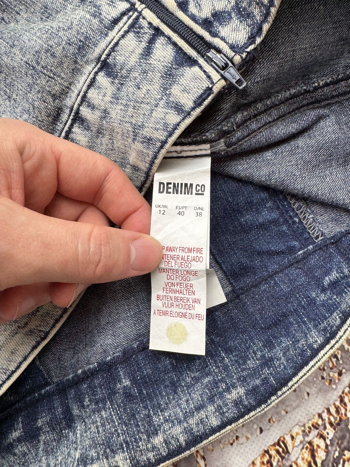 Japanese Brand × Vintage Vintage Multi Zipped Cool Denim Mini Skirt Size 27" / US 4 / IT 40 - 6 Thumbnail