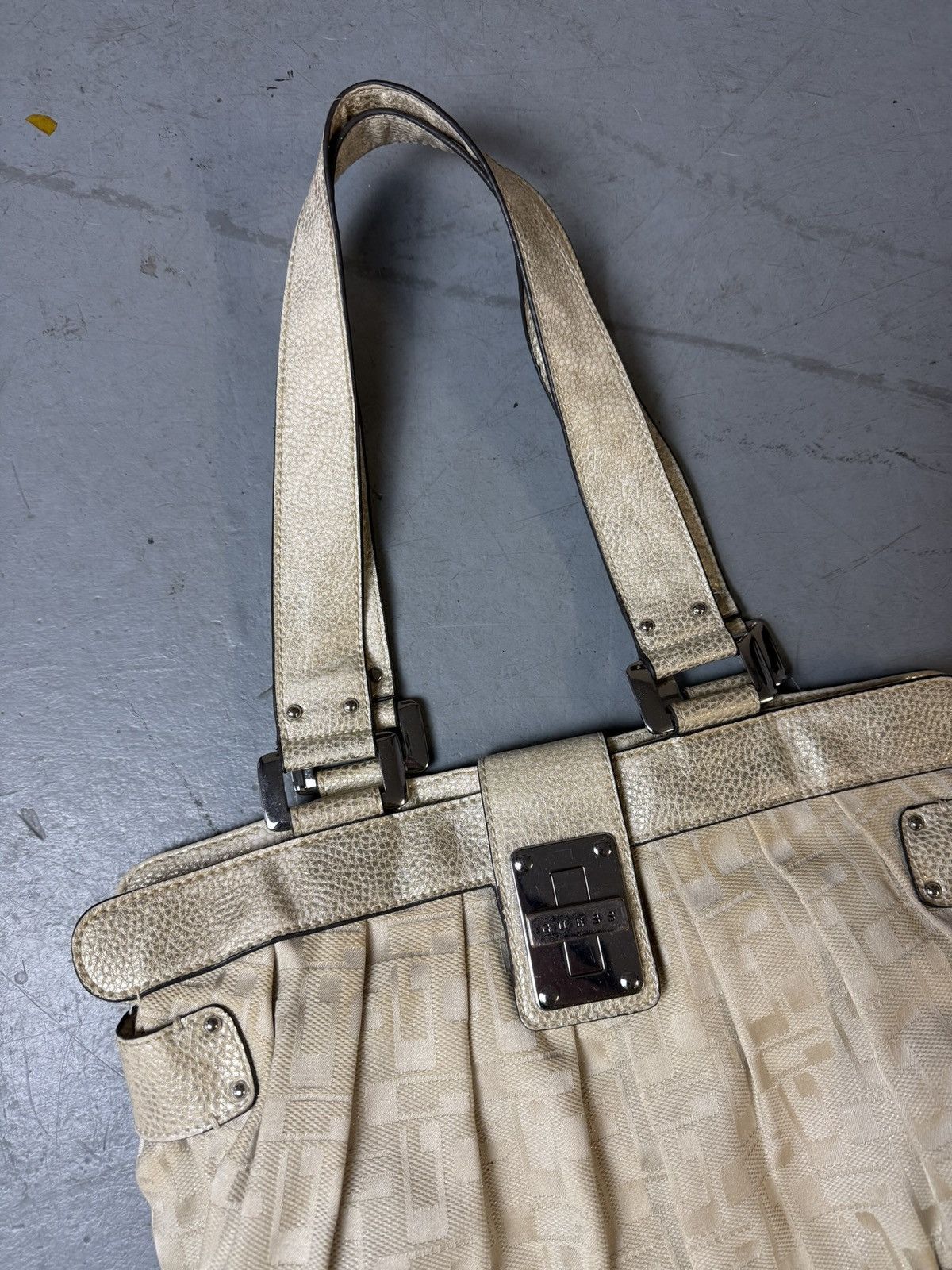 Guess Vintage Guess Beige Monogram Big Bag Size ONE SIZE - 2 Thumbnail