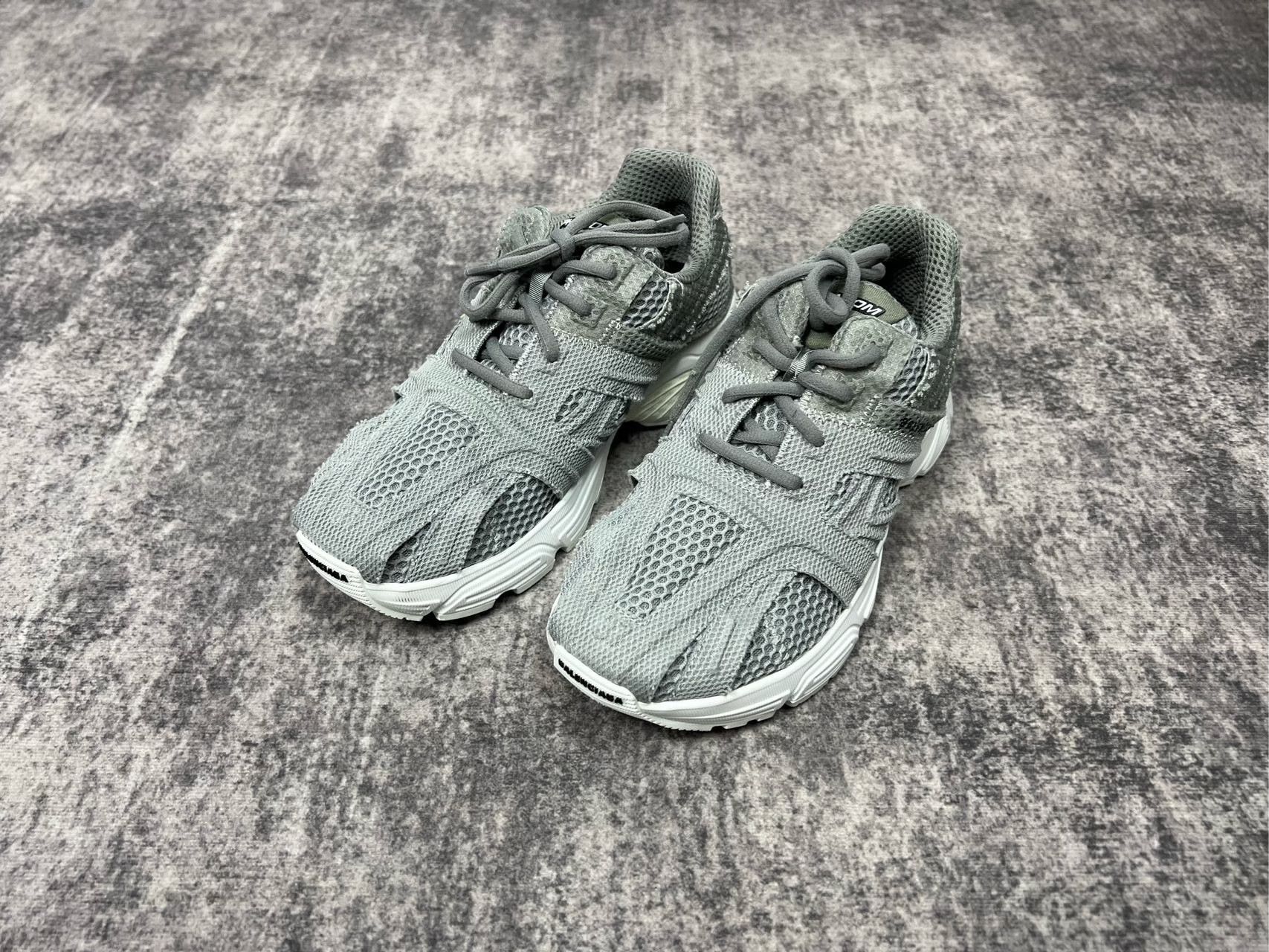 Balenciaga Balenciaga Phantom Sneakers Size US 6 / IT 36 - 1 Thumbnail