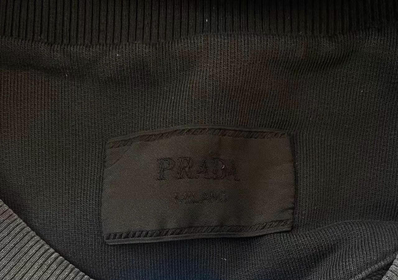 Prada PRADA Gradient Logo Crewneck Sweatshirt Black XL Size US XL / EU 56 / 4 - 5 Thumbnail