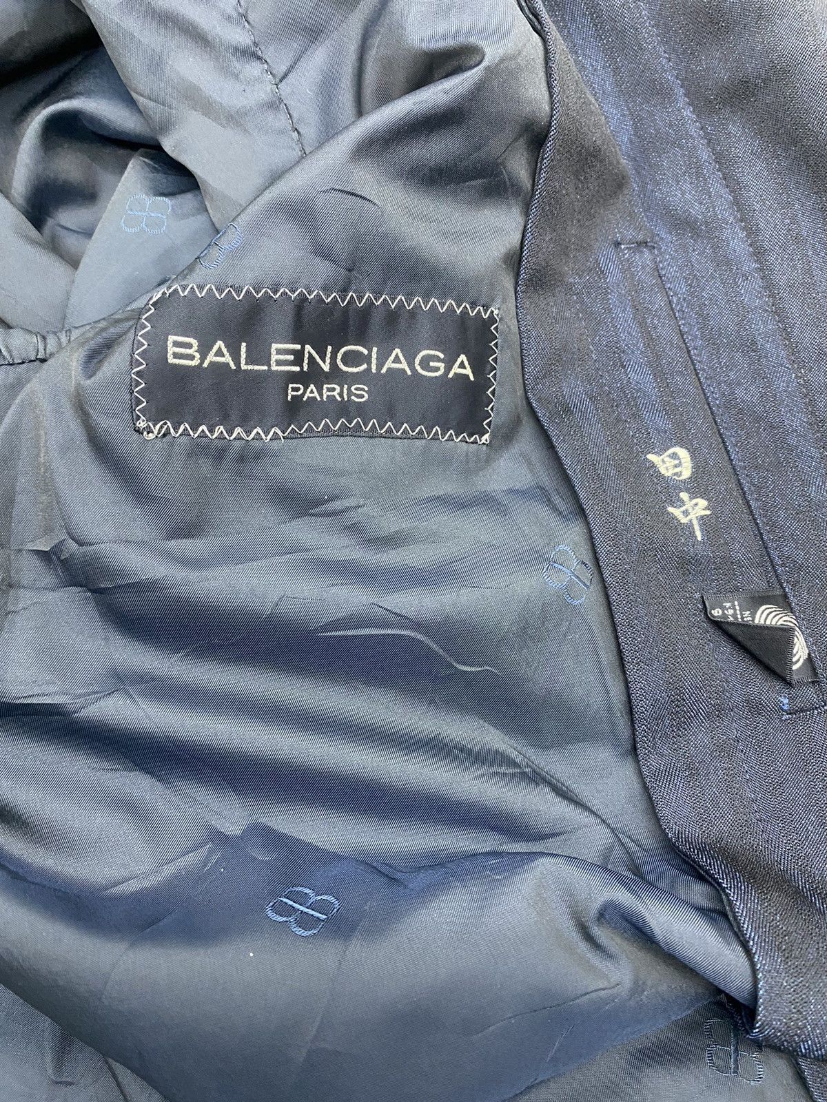 Balenciaga (N) BALENCIAGA TRENCH COAT Size 38L - 9 Thumbnail