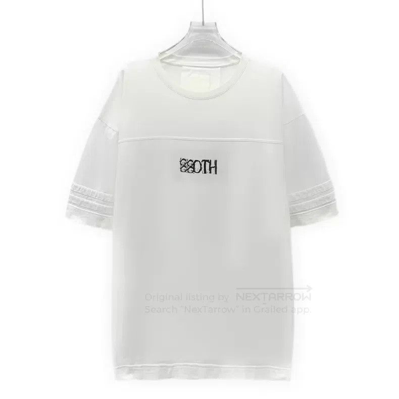 Givenchy Givenchy White Letter Print Cotton Crew Neck Short-Sleeve Size US XL / EU 56 / 4 - 1 Thumbnail