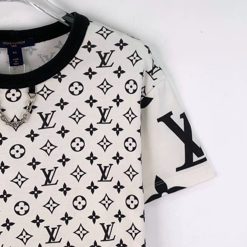 Louis Vuitton Louis Vuitton White logo presbyopic full print cotton roun Size XS / US 0-2 / IT 36-38 - 3 Thumbnail