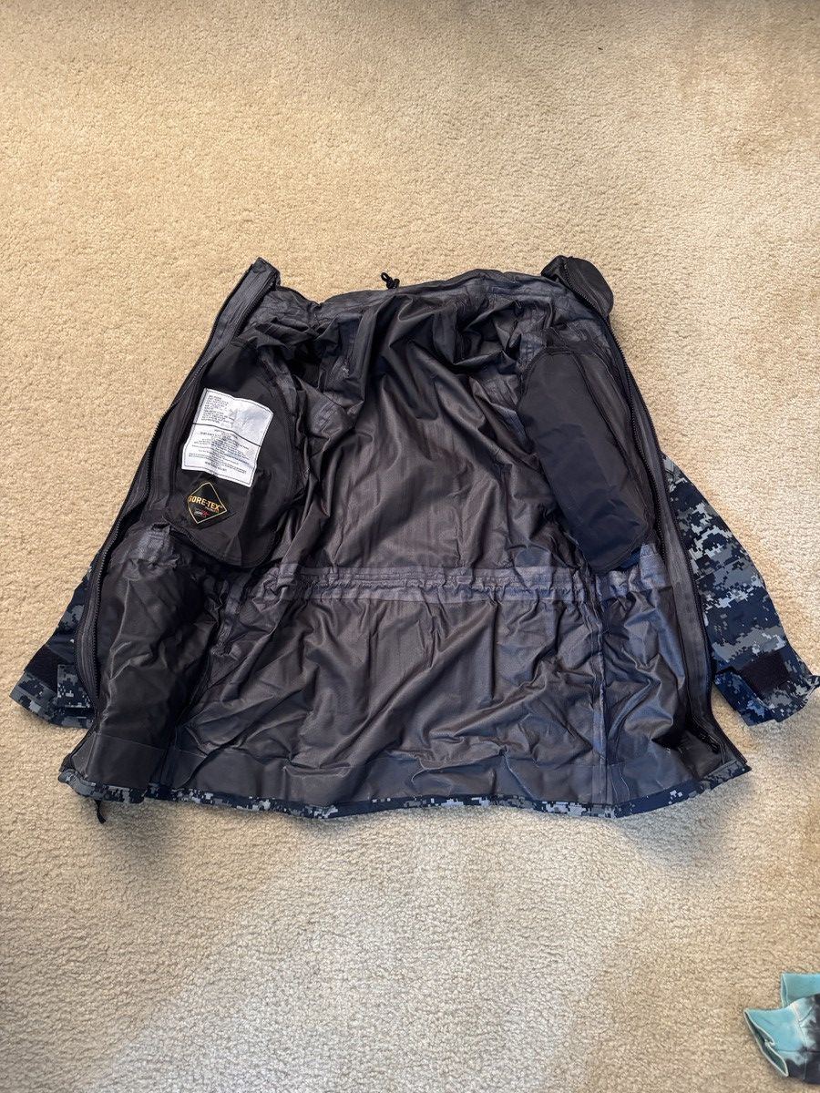 Goretex × Vintage US Navy NWU Jacket Small Reg Digital Camo Blue Parka Size US S / EU 44-46 / 1 - 2 Thumbnail