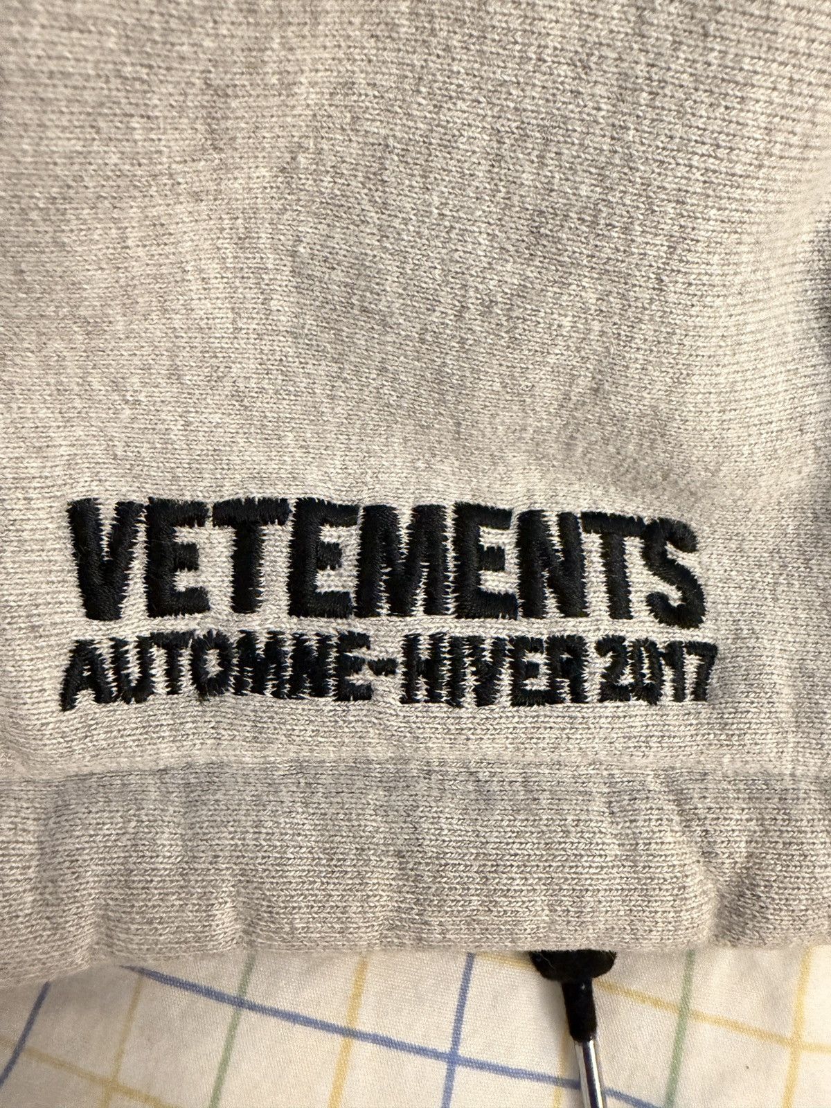 Vetements Vetements Eleven Inch Gun Club Hoodie Size US S / EU 44-46 / 1 - 3 Thumbnail