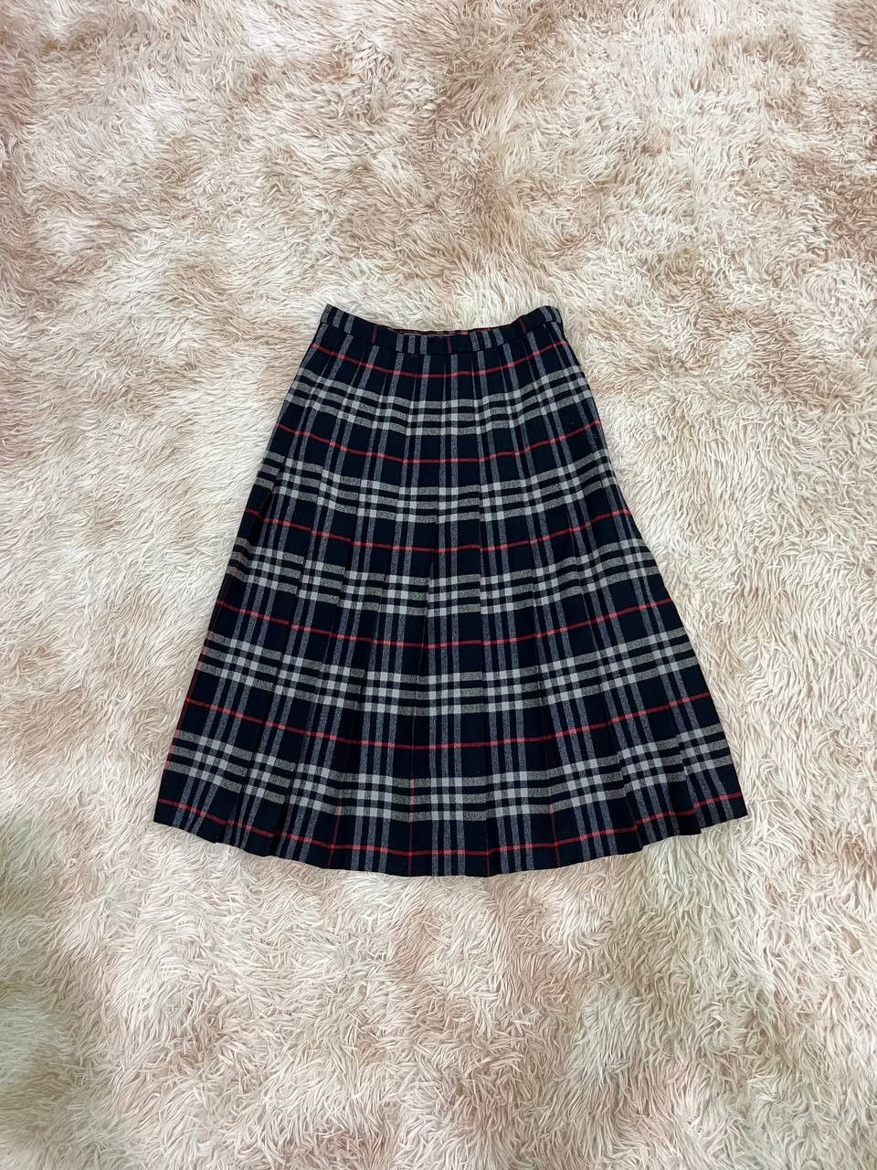 Burberry Vintage 90’s Burberrys Wool Pleated Midi Skirt Size 25" / US 0 / IT 36 - 1 Thumbnail