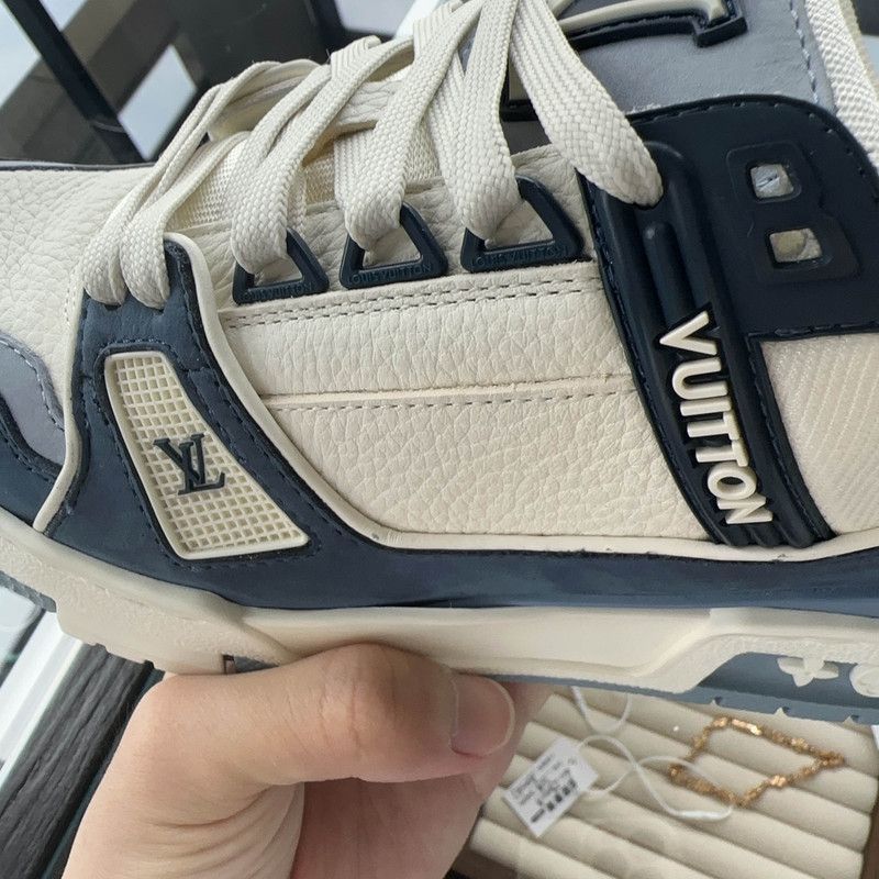 Louis Vuitton Louis Vuitton Leather Low Top Trainer Sneakers -2508 Size US 5.5 / EU 38 - 6 Thumbnail