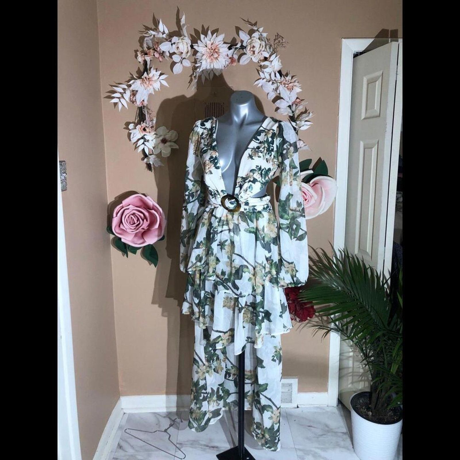 Other Beach coverup dress green/white exotic floral dress Size S / US 4 / IT 40 - 1 Thumbnail