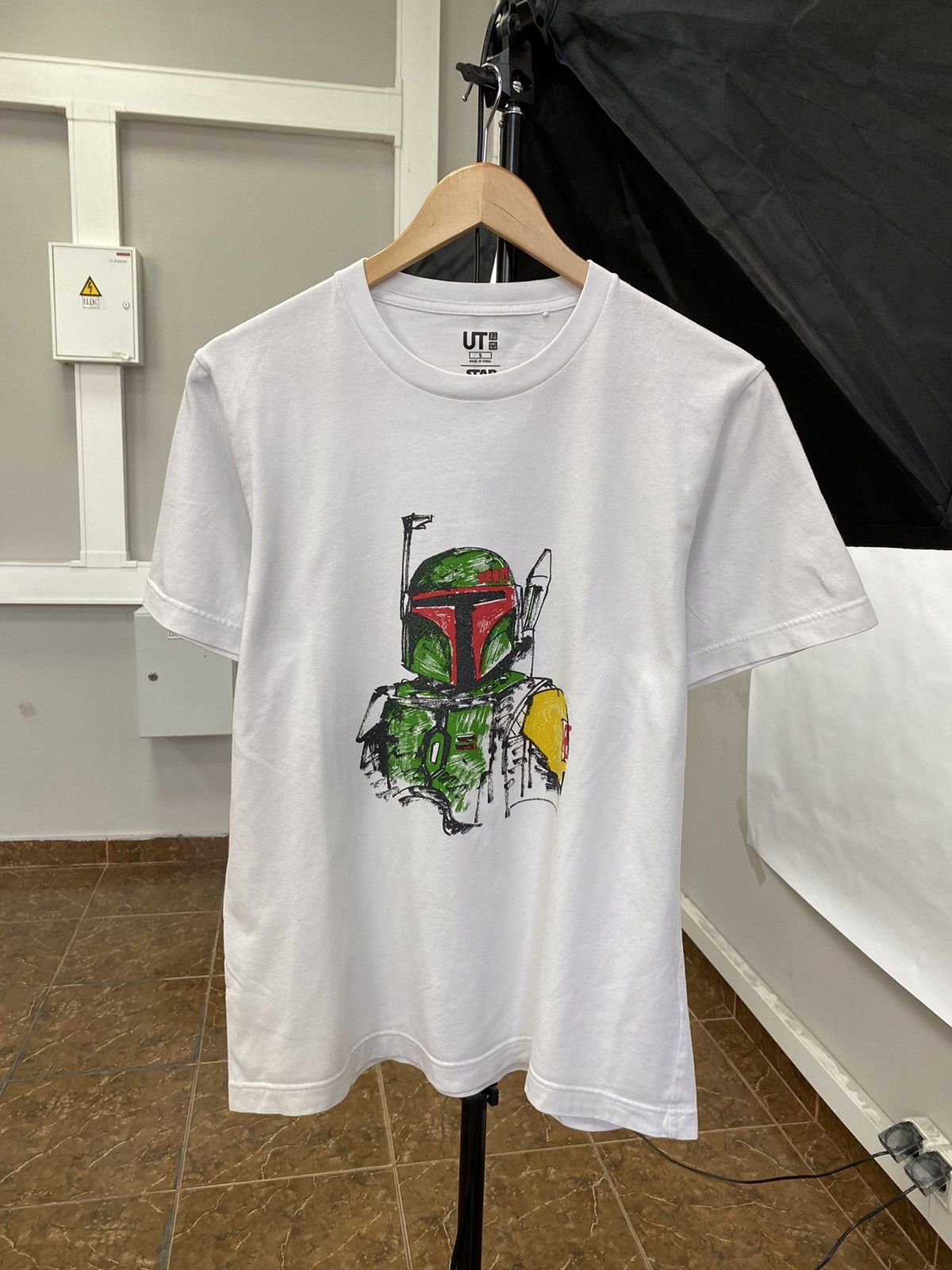 Uniqlo 🇺🇸 Y2K Uniqlo Star Wars T-Shirt Skywalker Vader Yoda R2-D2 Size US S / EU 44-46 / 1 - 1 Thumbnail