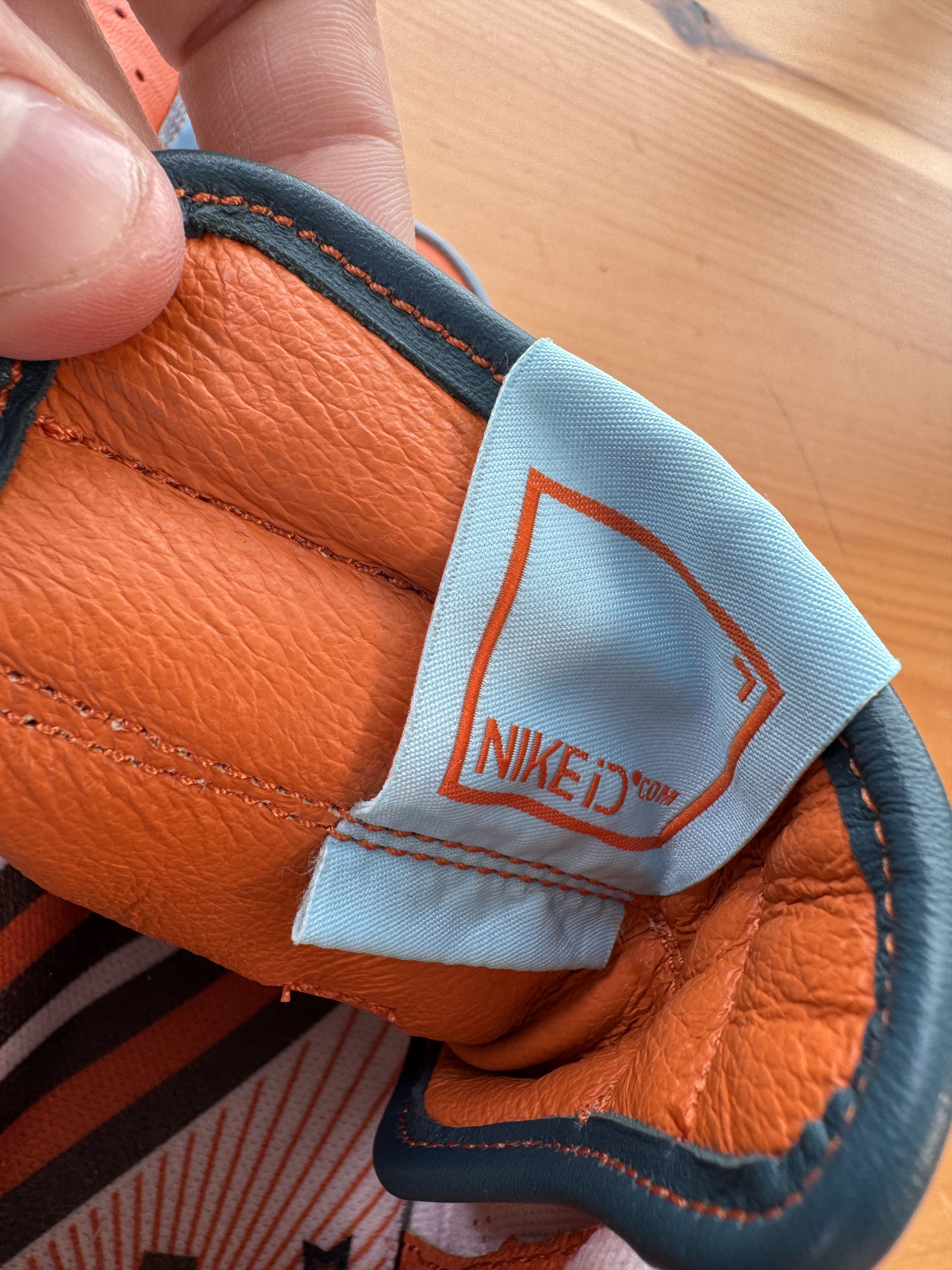 Nike Nike ID sample 1/1? RARE Air force 1 mid Size US 9 / EU 42 - 11 Thumbnail