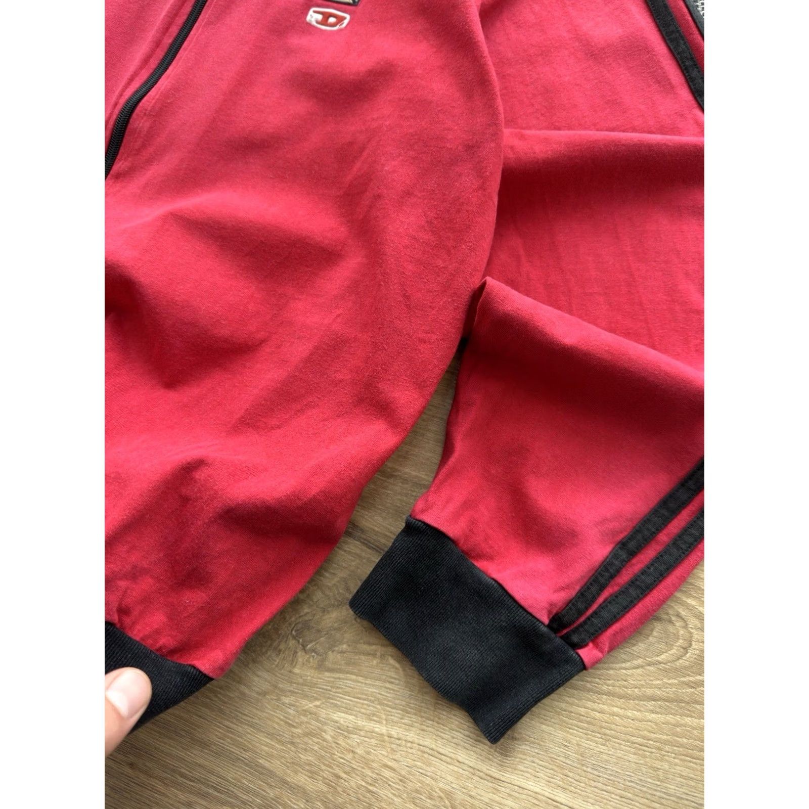 Diesel VINTAGE Diesel Center Logo Y2K Red Zip Sweatshirt Mens S Size US S / EU 44-46 / 1 - 6 Thumbnail