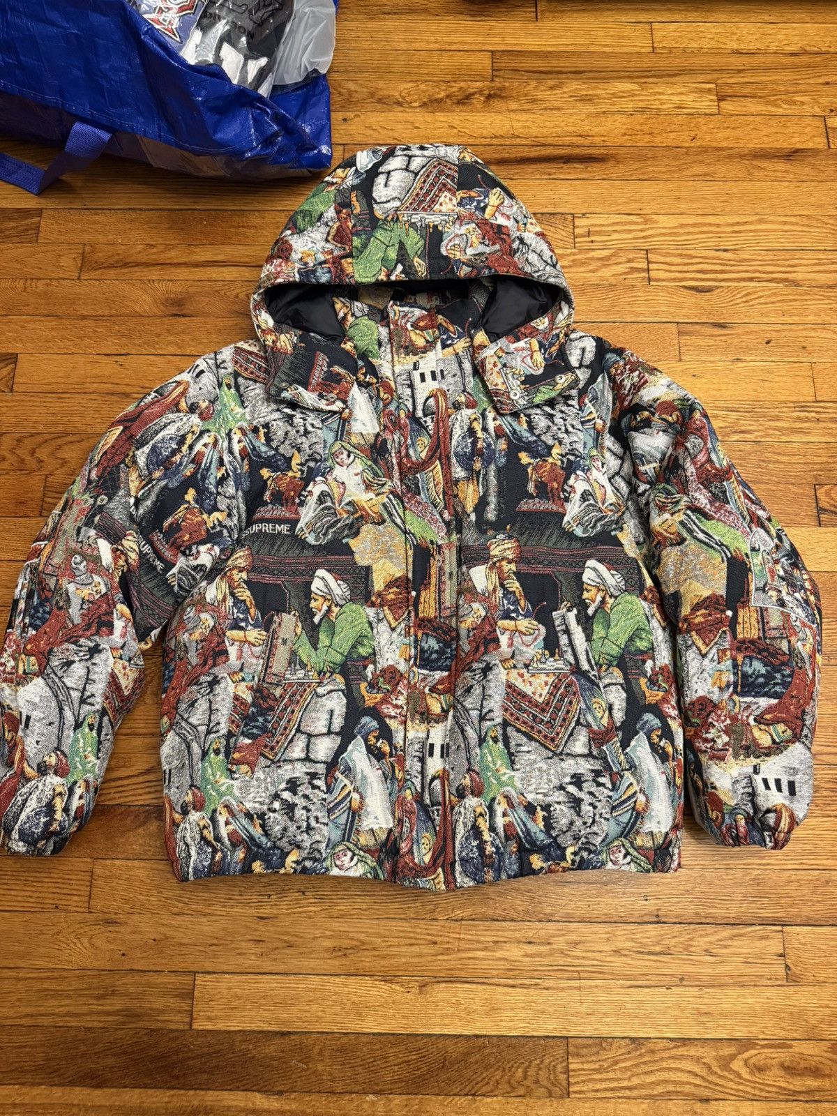 Bless × Supreme Supreme Bless Tapestry Down Jacket Size Large Size US L / EU 52-54 / 3 - 1 Thumbnail