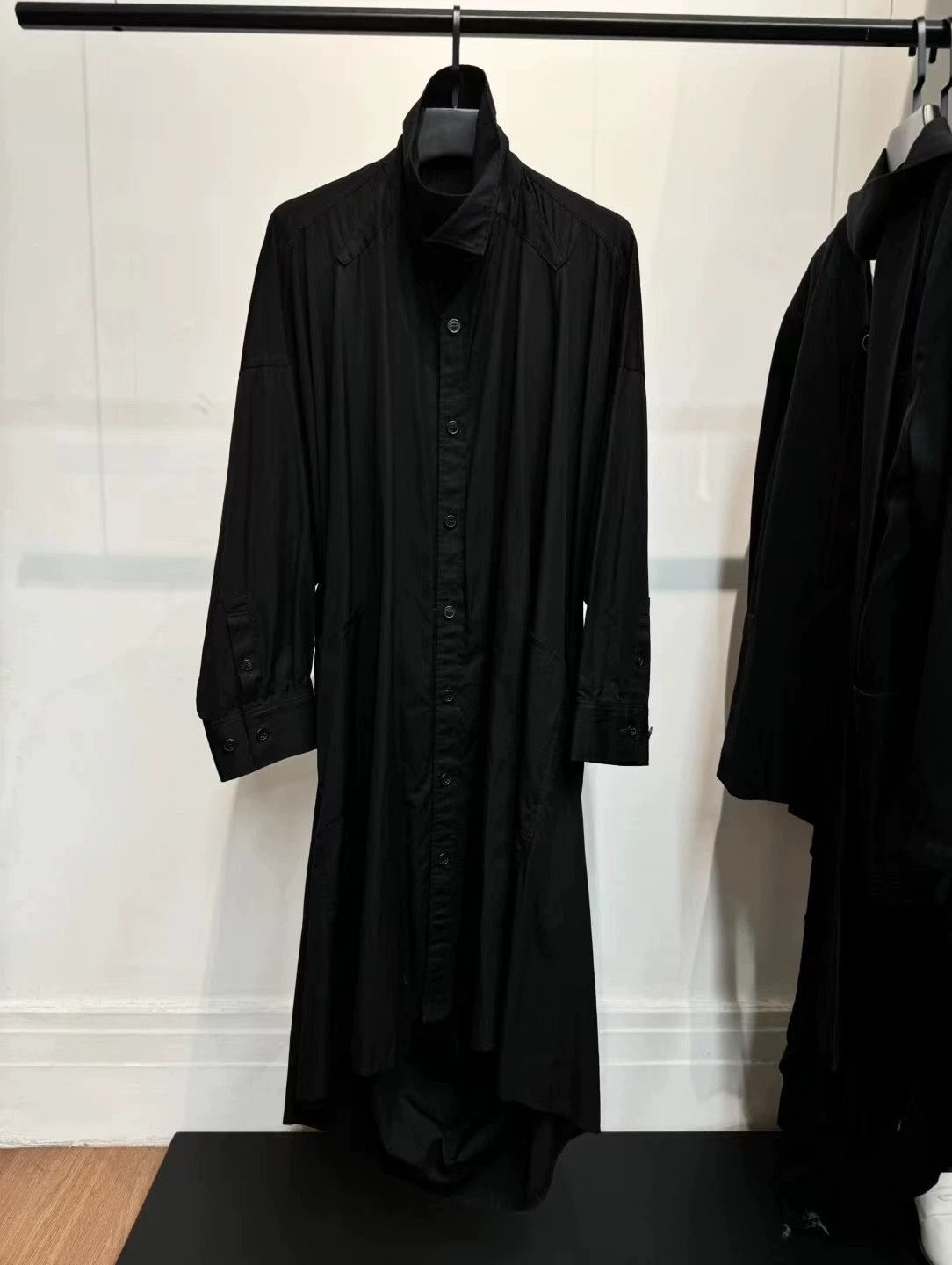 Yohji Yamamoto Yohji Yamamoto 19ss Cutout Oversized Shirt Size1 Size US S / EU 44-46 / 1 - 1 Thumbnail