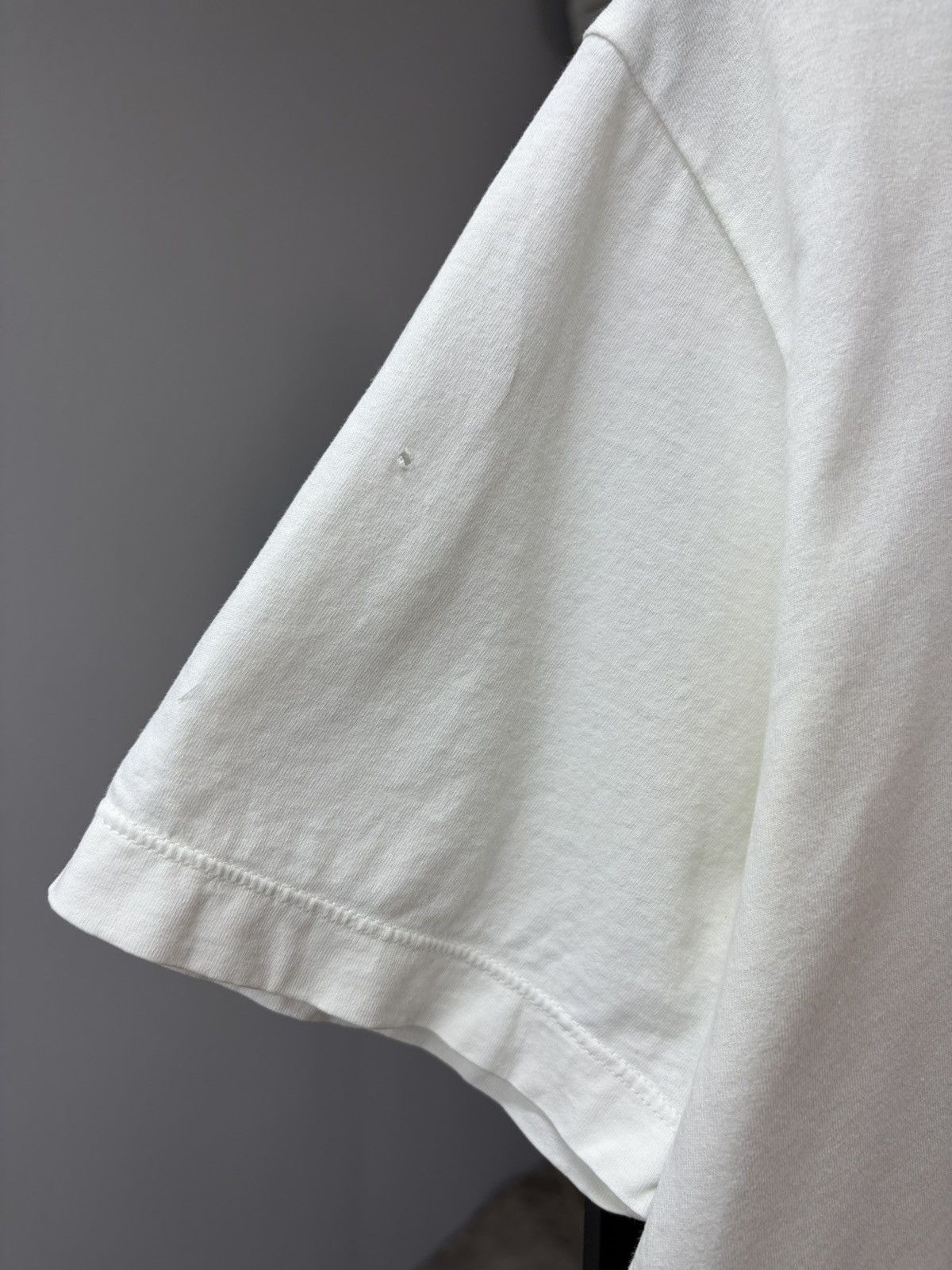 Stone Island Stone Island Logo T-Shirt White Minimal Graphic Tee Luxury Size US M / EU 48-50 / 2 - 9 Thumbnail