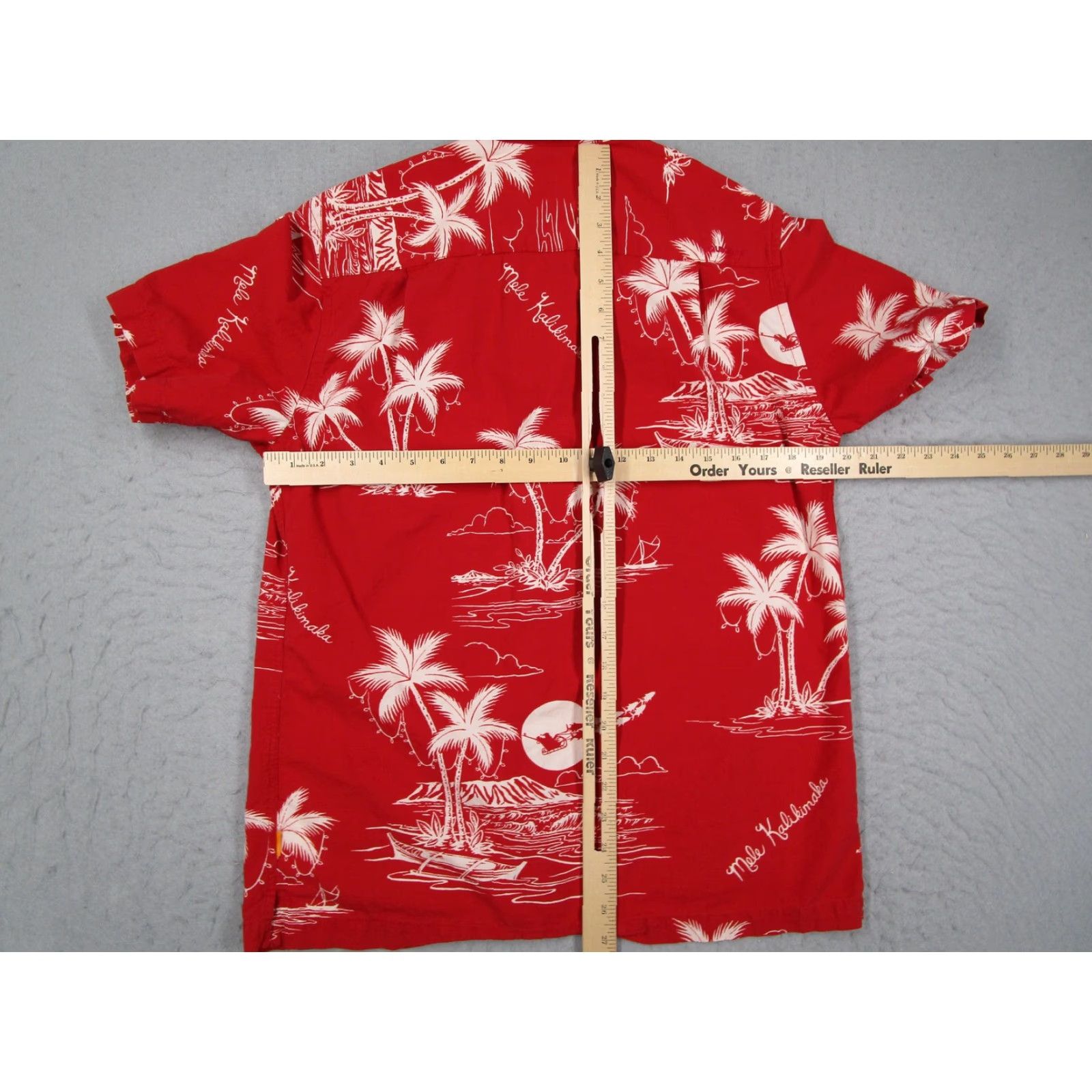 Quiksilver Quiksilver Waterman Hawaiian Aloha Shirt Mens Small Red Graphic Print Mele Kalikimaka Size US S / EU 44-46 / 1 - 5 Thumbnail