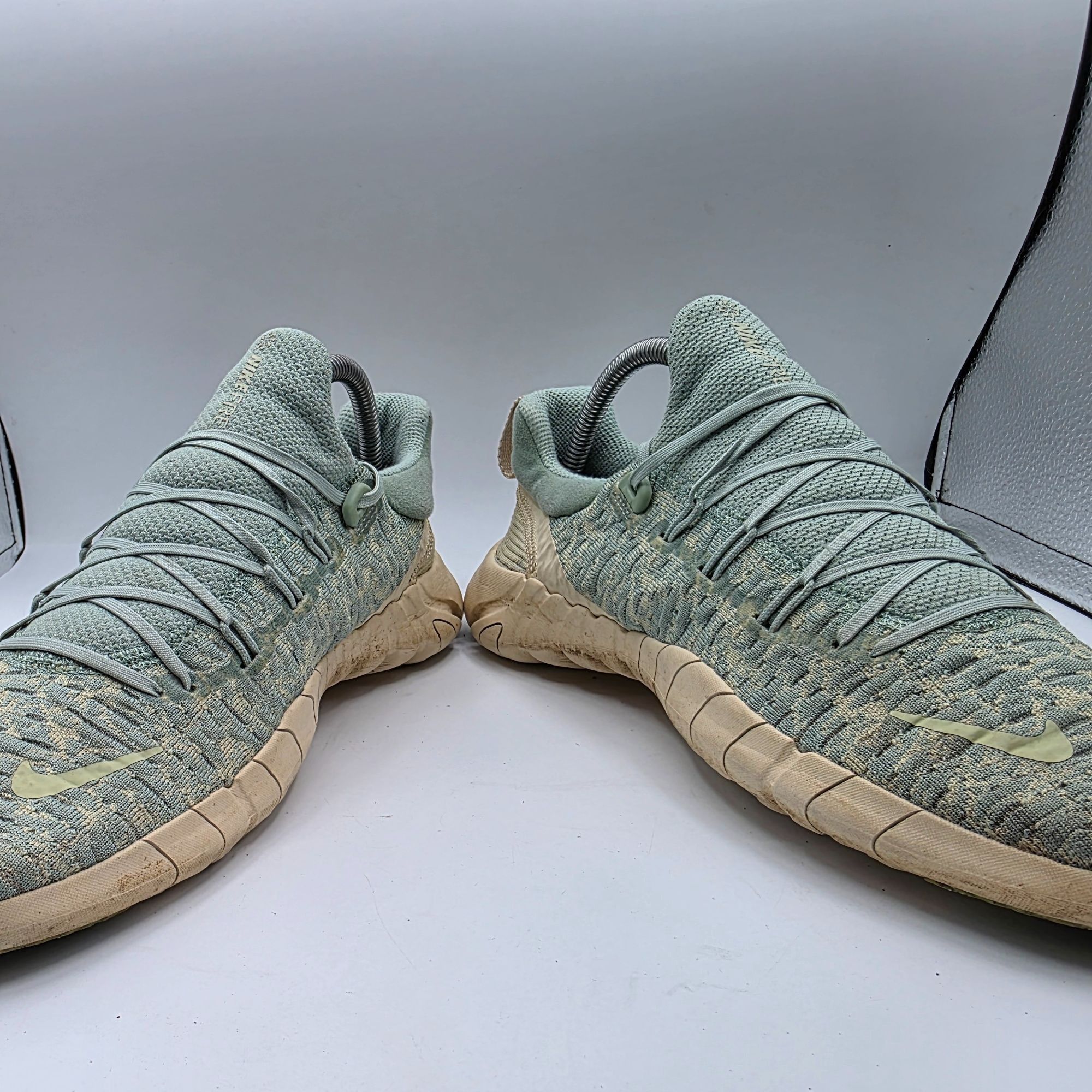Nike Nike Free Run 5.0 Stream Olive Aura Mens Size 9 Athletic Sho Size US 9 / EU 42 - 2 Thumbnail