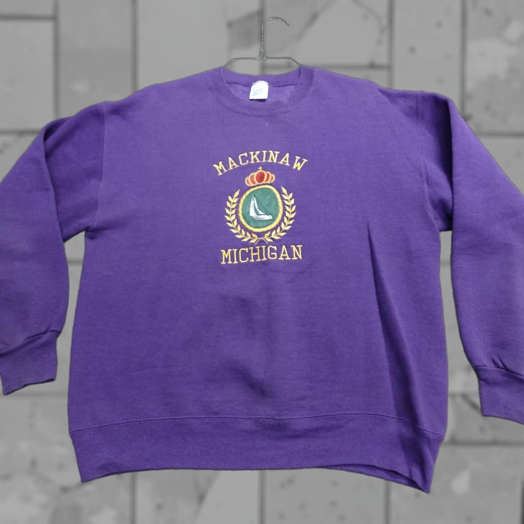 Vintage VINTAGE American Vintage Michigan Mackinaw Sweater Shirt Mens Medium Purple United States Embroidered USA Crew Neck Cotton Blend Long Sleeve Pullover Size US M / EU 48-50 / 2 - 1 Thumbnail