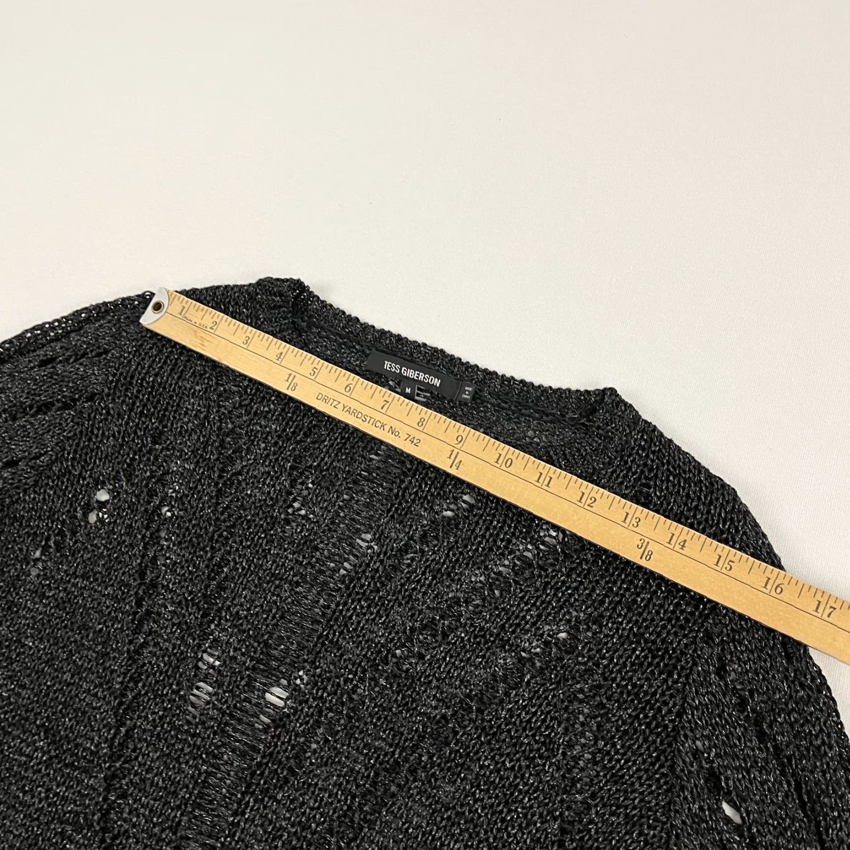 Vintage Tess Giberson Sweater Women Medium Black Shimmer Stretch Open Knit Crew Pullover Size M / US 6-8 / IT 42-44 - 7 Thumbnail