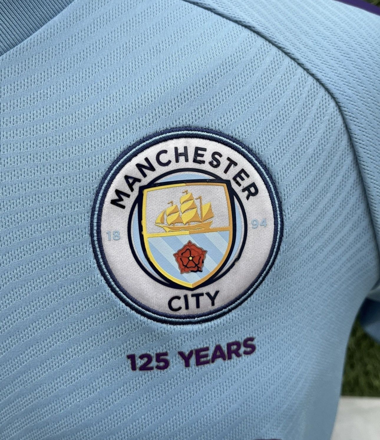 Puma Rodrigo jersey at manchester city Size US S / EU 44-46 / 1 - 9 Thumbnail