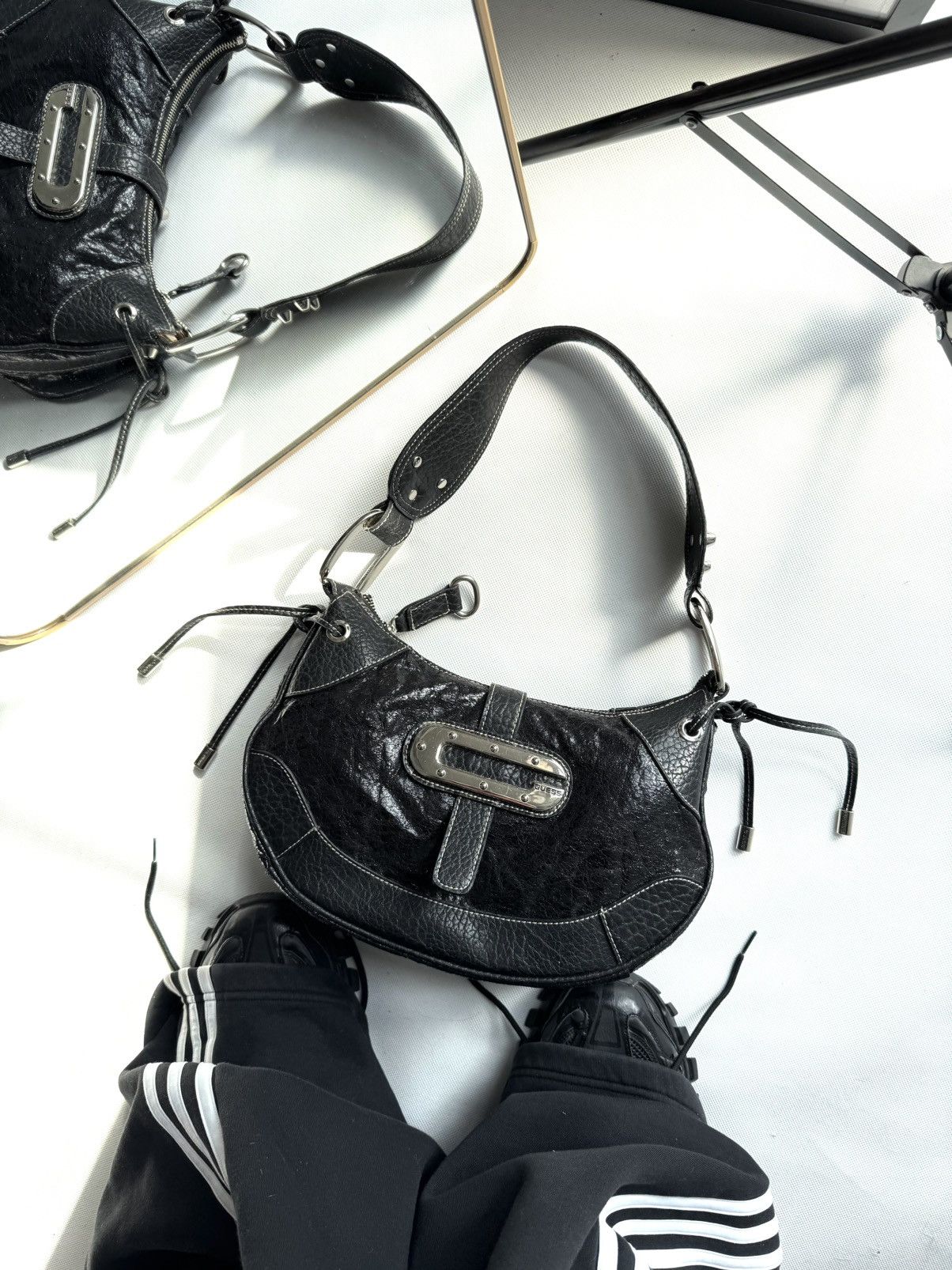 Guess Guess vintage buckle logo bag baguette mini 00s Y2k Handbag Size ONE SIZE - 16 Thumbnail