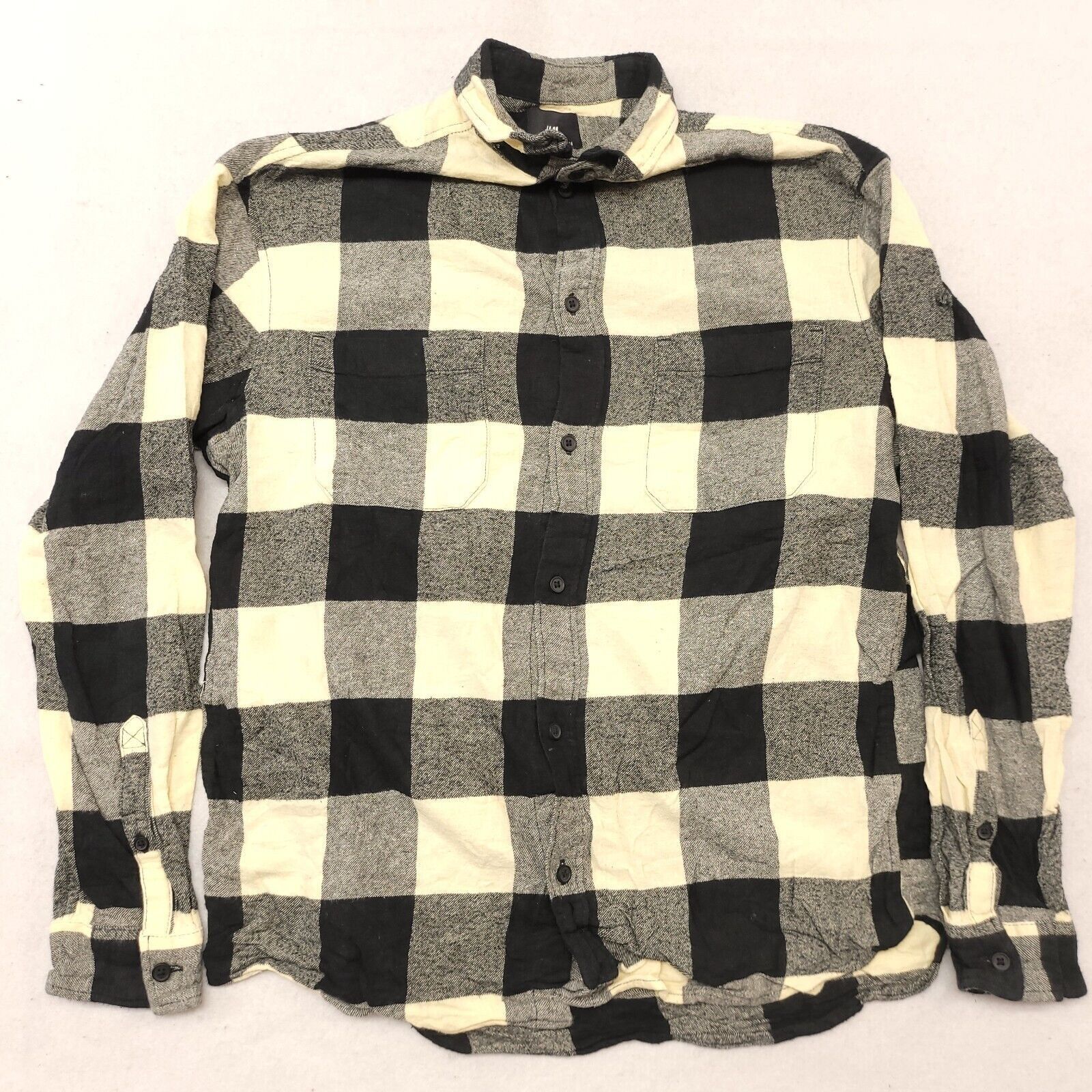H&M H&M Buffalo Check Flannel Shirt Mens Size Medium M Black Size US M / EU 48-50 / 2 - 2 Thumbnail