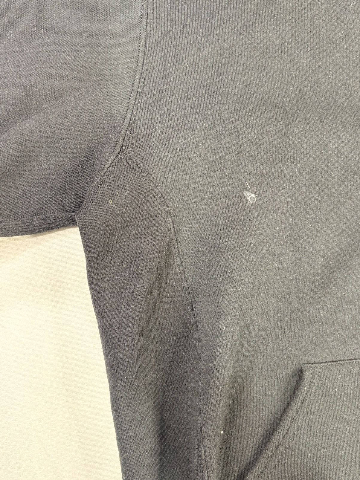 Russell Athletic Russell Athletic Black Blank Hoodie | $20 Size US M / EU 48-50 / 2 - 3 Thumbnail