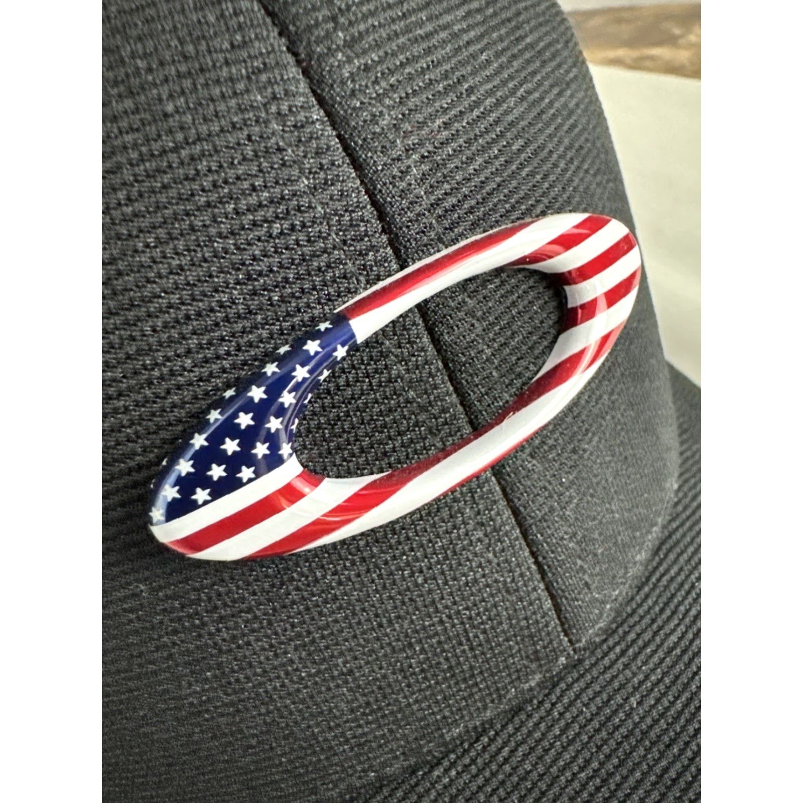 Oakley Oakley Cap Hat Tincan Fitted Flex Fit S/M Classic Low Black US Flag Logo Baseball Cap Men Black S/M Cap Hat Size ONE SIZE - 2 Thumbnail