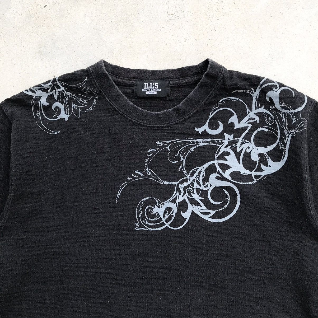 Le Grande Bleu (L.G.B.) ILL'S Japanese Brands " Gothic Tribal " L/S T-Shirt Size US M / EU 48-50 / 2 - 3 Thumbnail