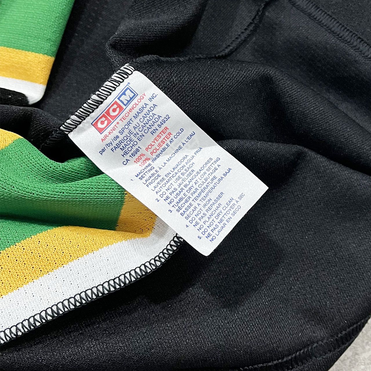 Ccm × Vintage WHL PRINCE ALBERT RAIDERS CCM HOCKEY JERSEY Size US M / EU 48-50 / 2 - 7 Thumbnail