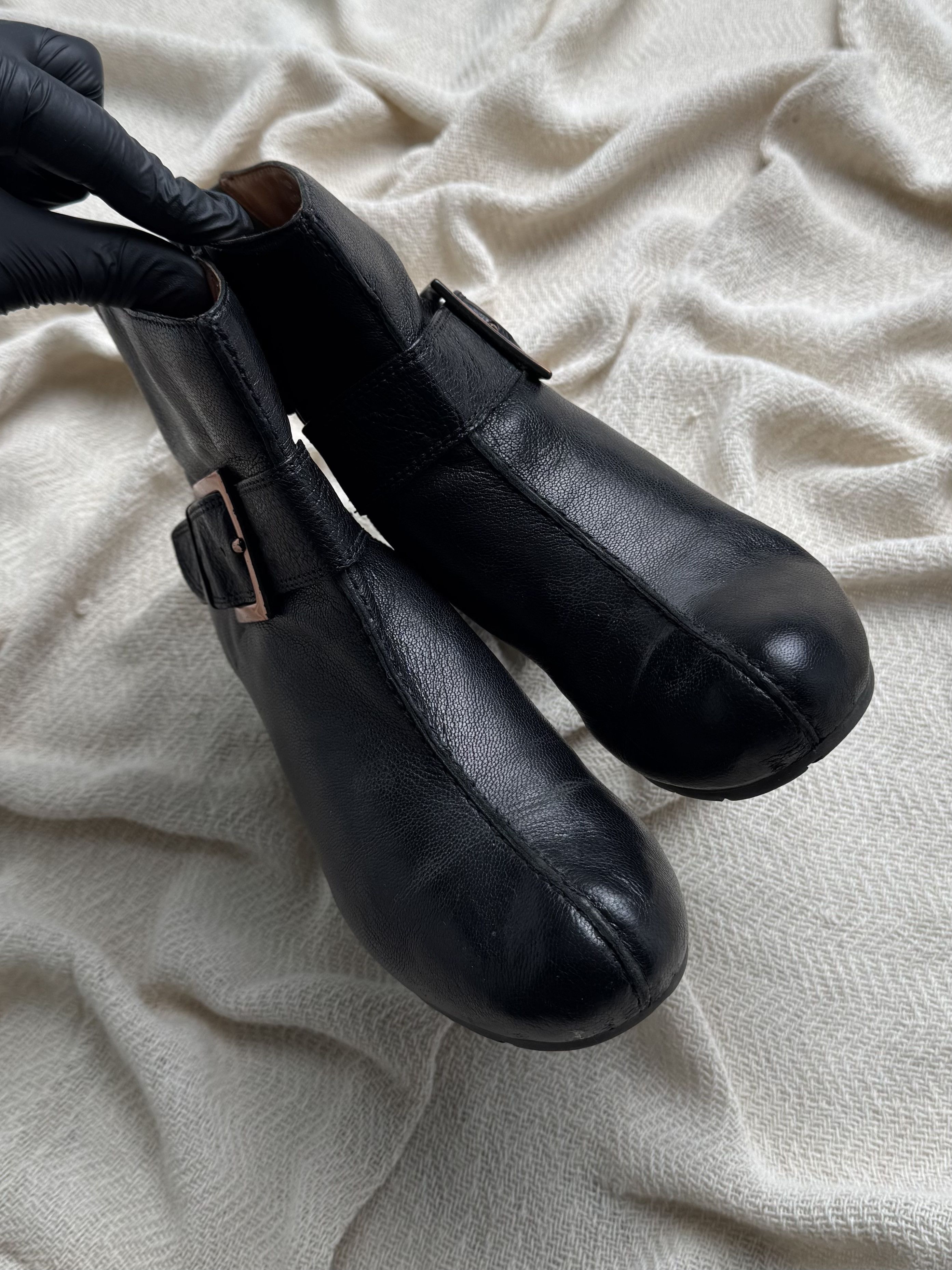 Clarks Clarks Vintage Leather Ankle Boots Block Heel Buckle Zip Size US 6 / IT 36 - 5 Thumbnail