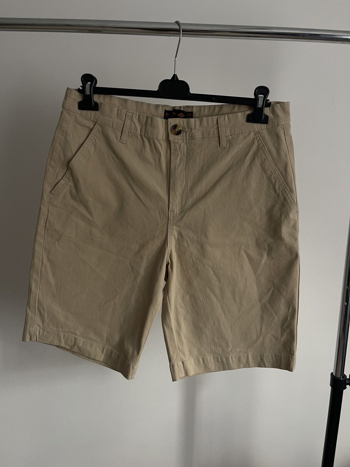 Bench Bench Beige shorts 32 Size US 32 / EU 48 - 1 Thumbnail
