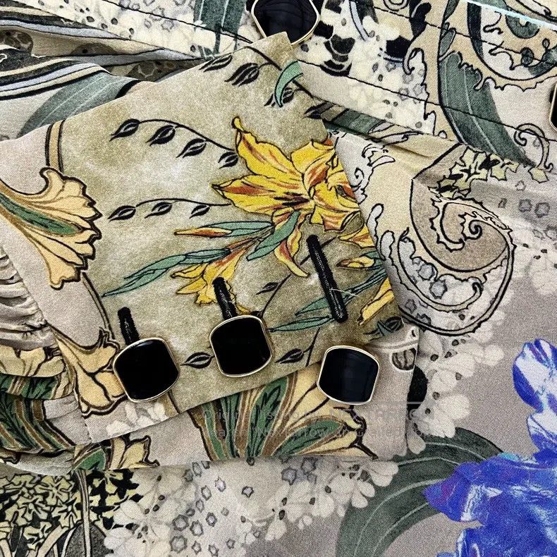 Louis Vuitton Louis Vuitton Floral Silk Shirt Size XXS / US 00 / IT 34 - 3 Thumbnail