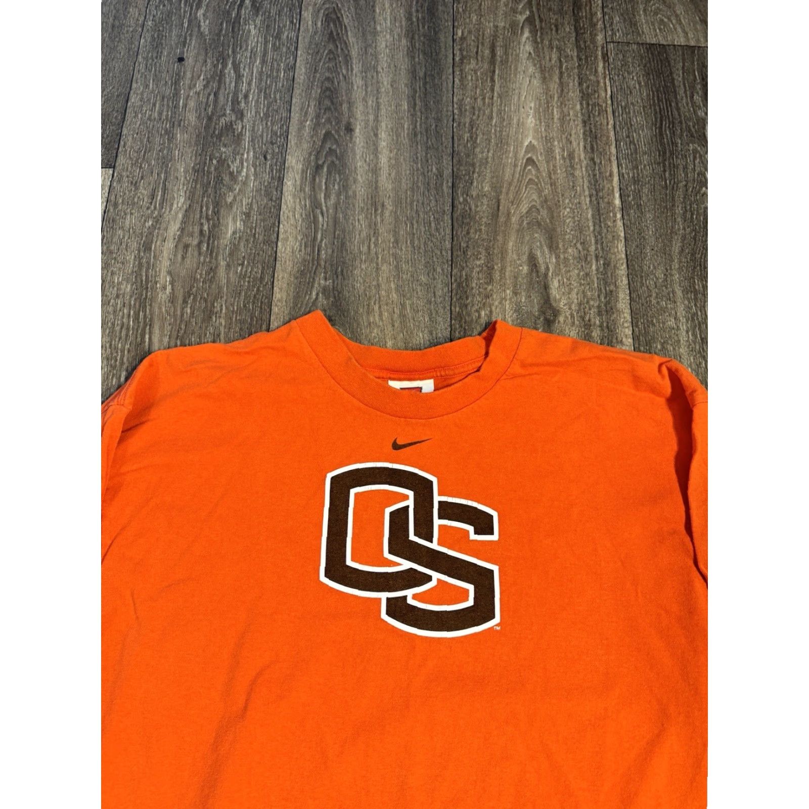 Nike VINTAGE Nike OSU Beavers Long Sleeve T-Shirt Check Center Orange L Men Size US L / EU 52-54 / 3 - 3 Thumbnail